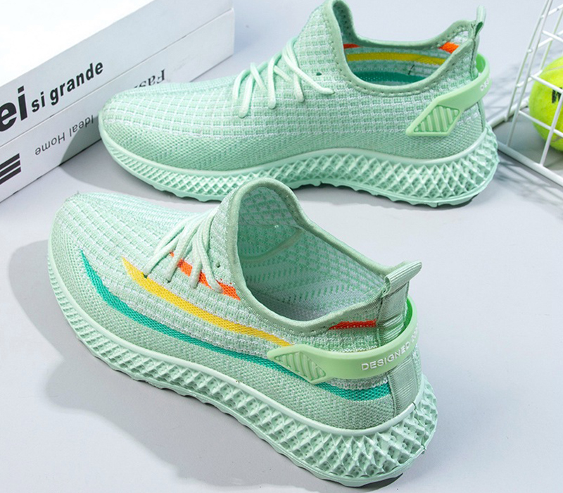 sports claw women's shoes
